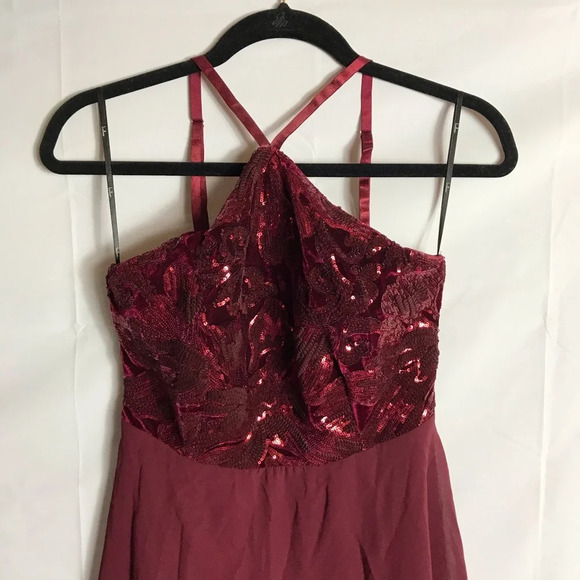 NWT Lulu’s Burgundy sequence short dress Sz medium - Picture 4 of 8